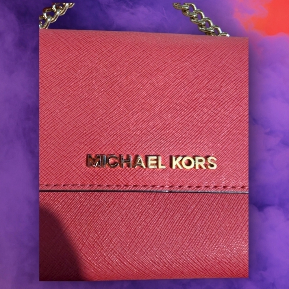 🌺 Michael Michael Kors Coral Wallet on Chain Crossbody EUC - Picture 9 of 11